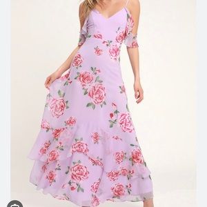 NWT, Lulus lavender floral print long dress, Size Large